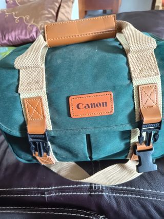 Lote Canon EOS Cámara 35mm + Objetivo