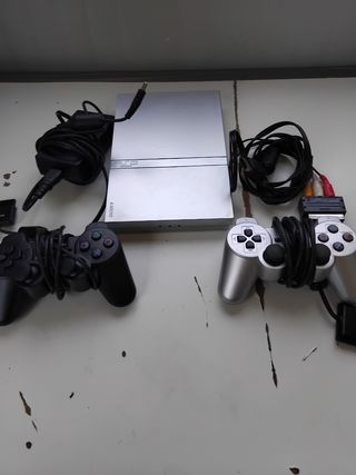 PS2 Slim (PlayStation 2) Silver