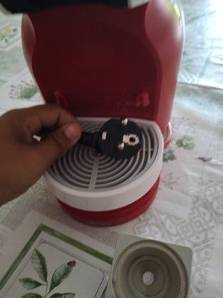 Cafetera Nescafé Dolce Gusto roja