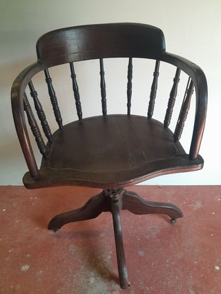 Sillón giratorio inglés antiguo