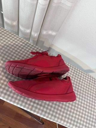 Zapatillas Pull and Bear Rojas