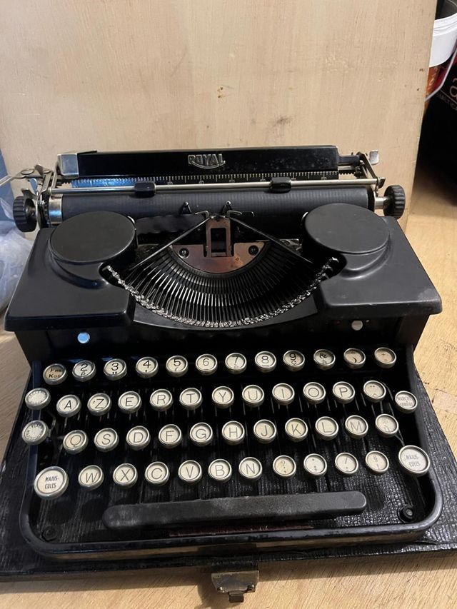 Máquina escribir Royal Antigua