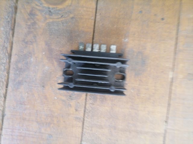 Regulador de Voltaje Cagiva River 500