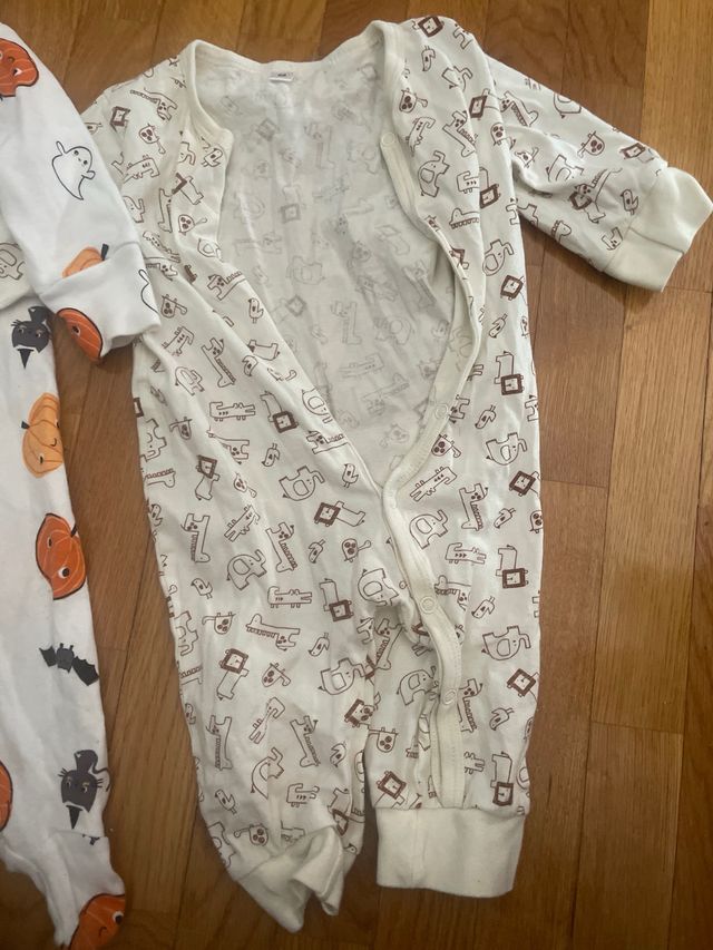 3 Pijamas bebé 6 meses