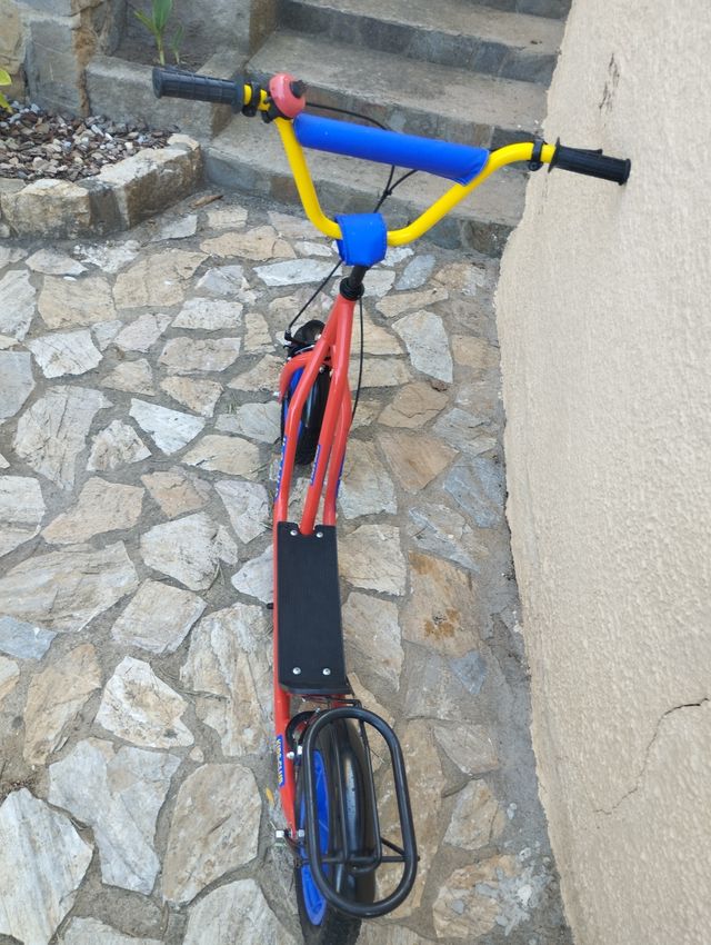 PATINETE TIPO SCOOTER 