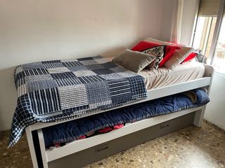 Cama superpuesta  blanca y gris  - 3 camas