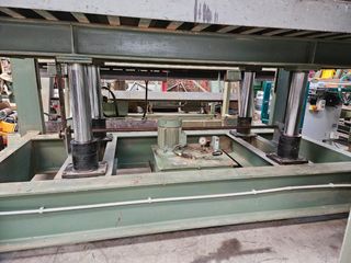 MAQUINARIA CARPINTERIA