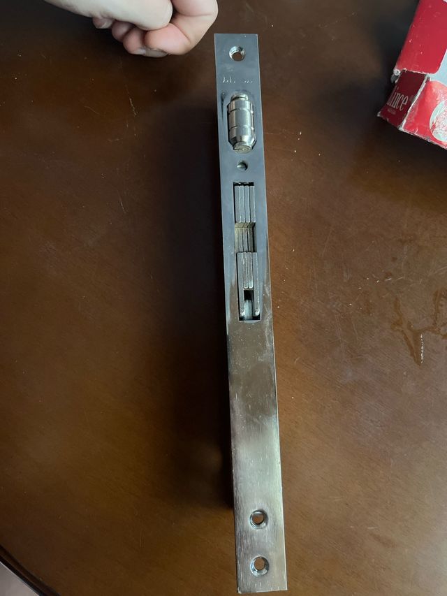 Cerradura embutir Lince