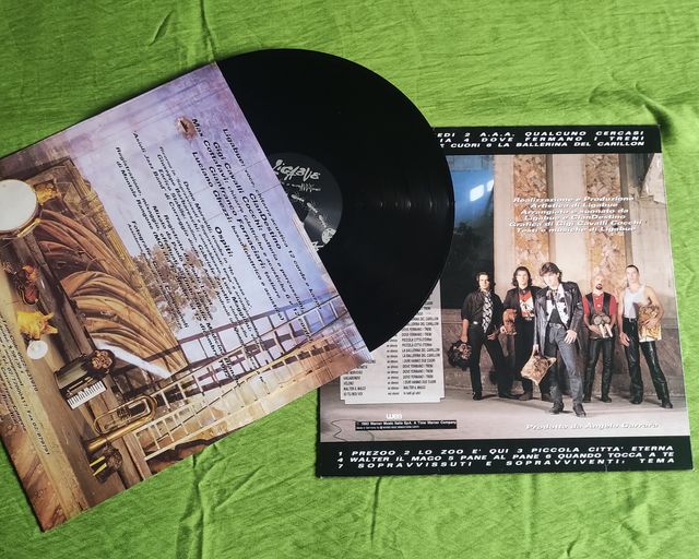 Ligabue 1993 SOPRAVVISSUTI E SOPRAVVIVENTI