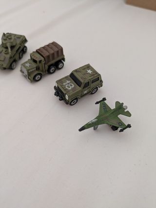 Coches y motos Micro Machines 9€/ unidad, Pregunta