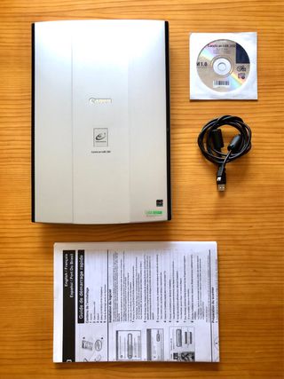 Escáner Canon LiDE 200