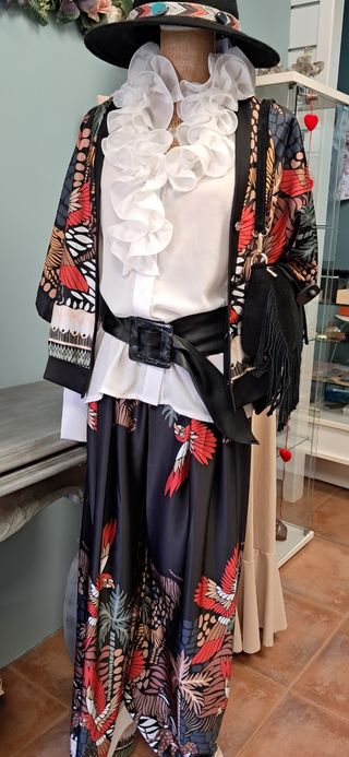 Conjunto pantalón y chaqueta multicolor