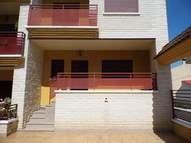 Tríplex 3 hab, 3 baños, 2 terrazas