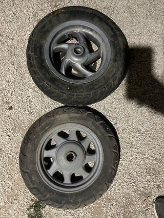 Ruedas moto usadas 12"