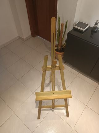 Caballete de madera para pintura 