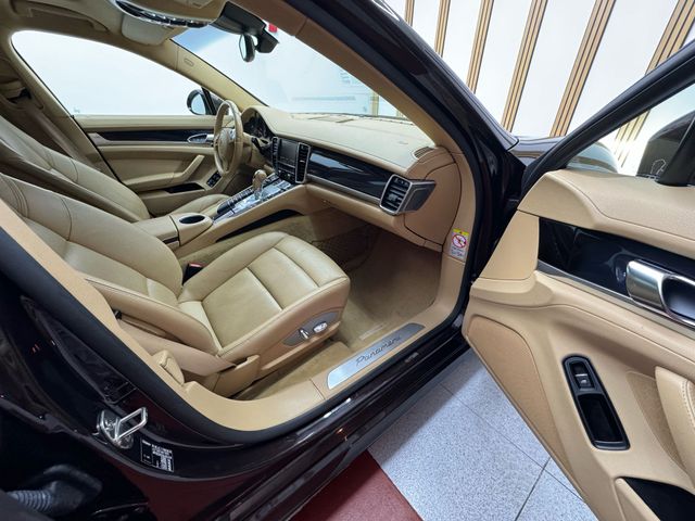 PORSCHE Panamera 3.6 V6