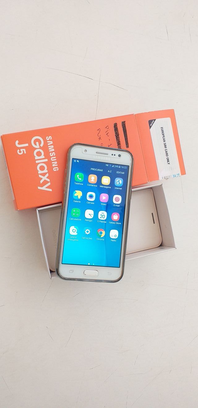 Samsung Galaxy J5 Branco - Como Novo