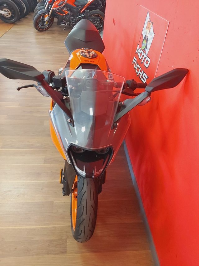 KTM RC 125 - Motocicleta