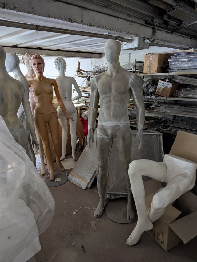 Manichini nuovi con snodi abbigliamento uomo donna