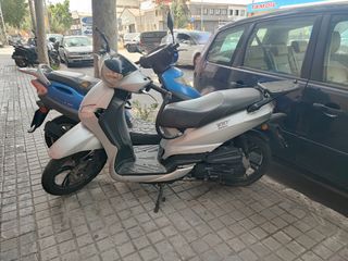 Moto Peugeot Tweet 50  el motor no le funciona 