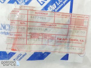 Manilla deflector ventanilla puerta der. Fiat 127