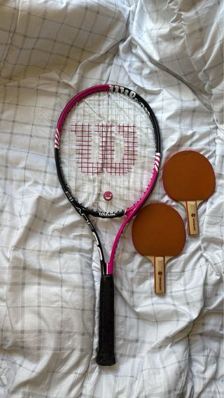 Raqueta Tenis Wilson + 2 Palas Ping Pong