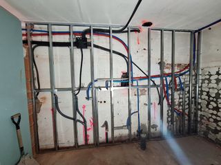 Trabajos de Electricidad, Fontanería, reformas...