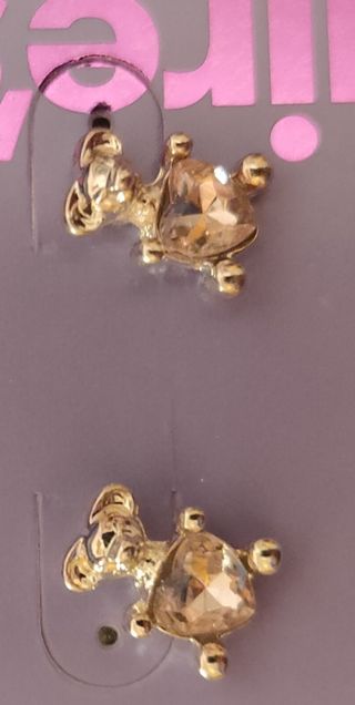 Collar y pulsera dorados y rosa.. cada uno a euros