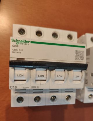 Interruptor automático Schneider Acti9