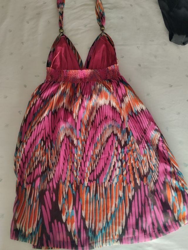 Vestido veraniego multicolor.