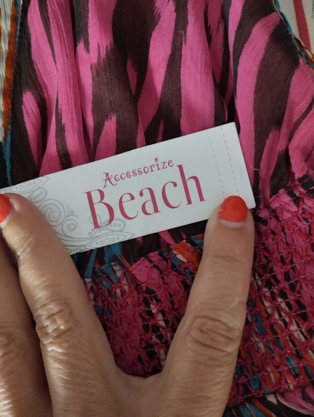 Vestido veraniego multicolor.