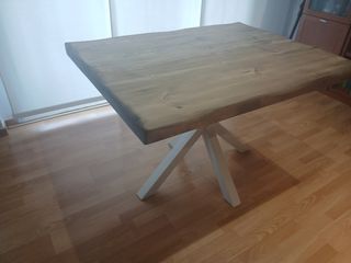 Mesa madera maciza patas blancas