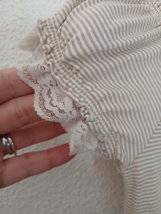 Camiseta beige y blanca rayas - Talla L