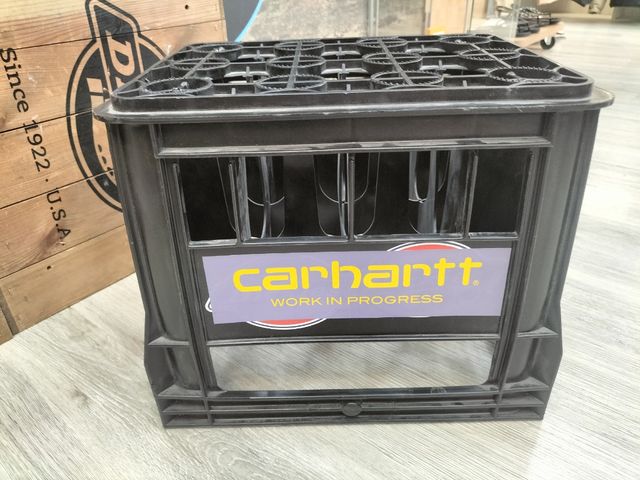 Caja Carhartt negra - Decoración