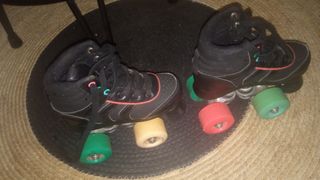 Patines infantiles negros