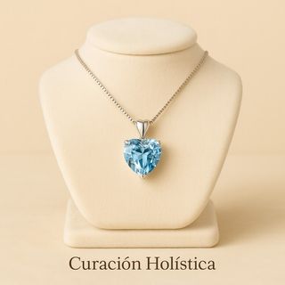 Collar de Aquamarina en Forma de Corazón