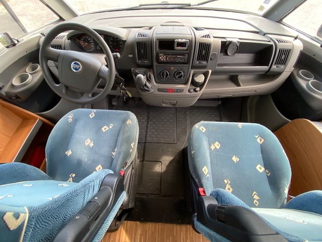 FIAT  BURSTNER AVIANO i684 2007