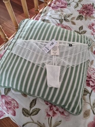 2 tangas - multicolor y blanca
