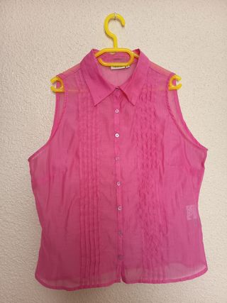 Blusa rosa fucsia sin mangas