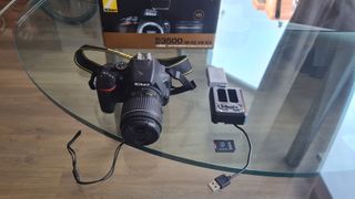 Nikon D3500 + Objetivo 18-55 VR