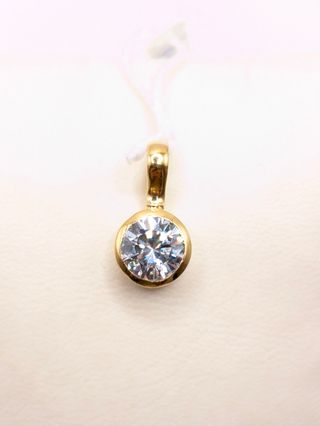 Colgante oro 18k con circonita