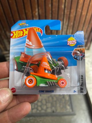 Hot Wheels Cone Shaker 2025