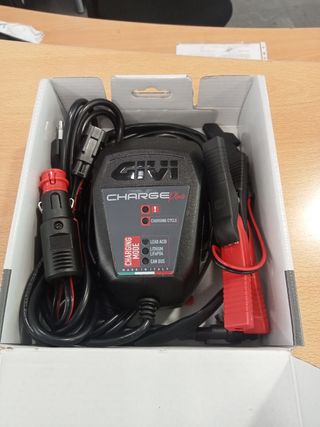 Cargador Givi S511 - Mantenimiento baterías