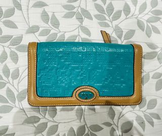 Cartera grande de piel azul turquesa.Solo envio