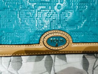 Cartera grande de piel azul turquesa.Solo envio