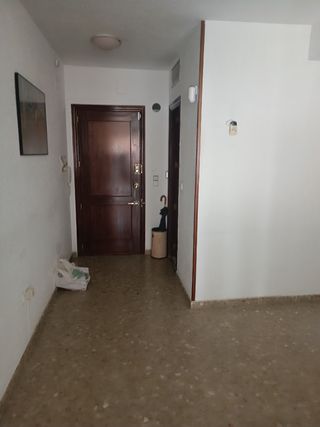 Oficina en alquiler - Linares