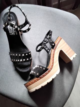 Sandalias negras tacón 38