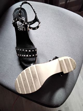 Sandalias negras tacón 38