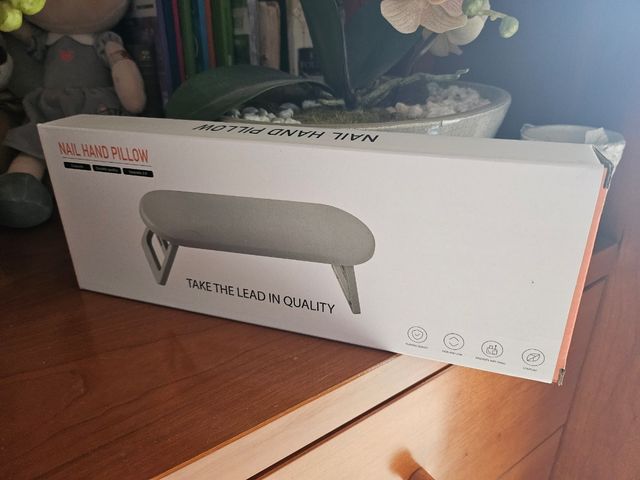 Reposamanos manicura gris