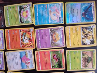 Cartas Pokémon Astros Brillantes